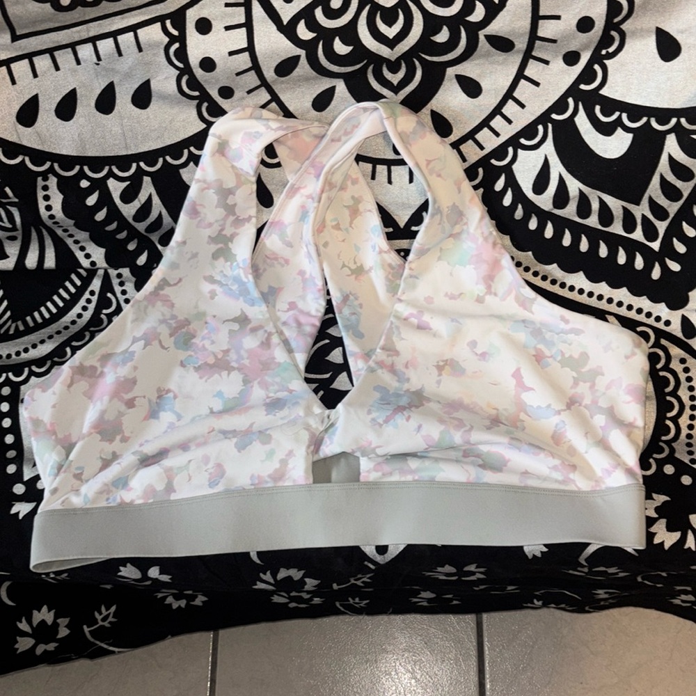 Fabletics  Size 4X sports bra